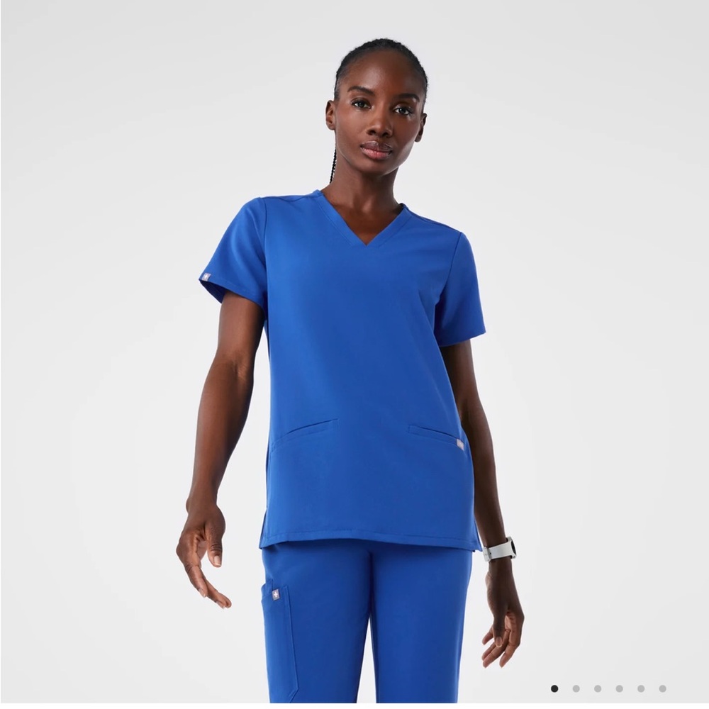 Figs Casma Top in Winning Blue, size S